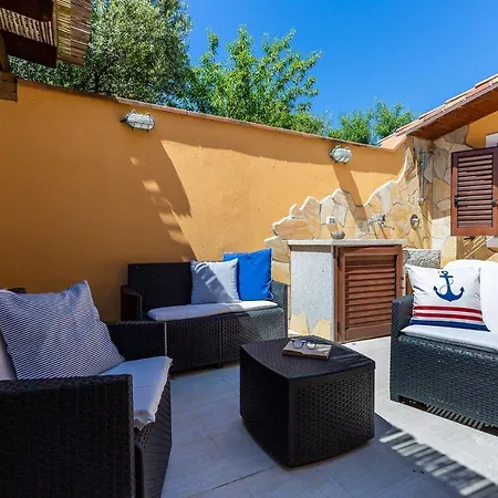 Annette's House - Wonderful Holiday Villasimius